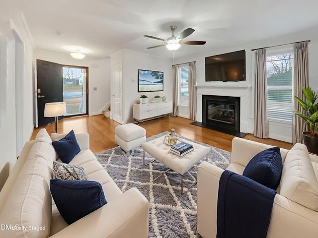 1004 Brasnoor Lane, Garner, NC 27529