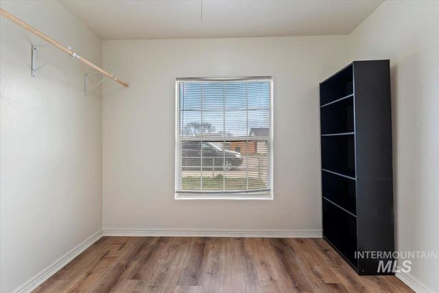 103 N Dewey Ave, Middleton, ID 83644