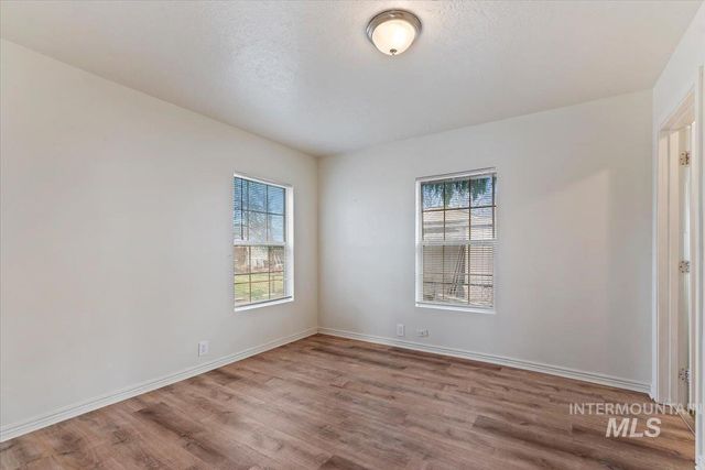 103 N Dewey Ave, Middleton, ID 83644