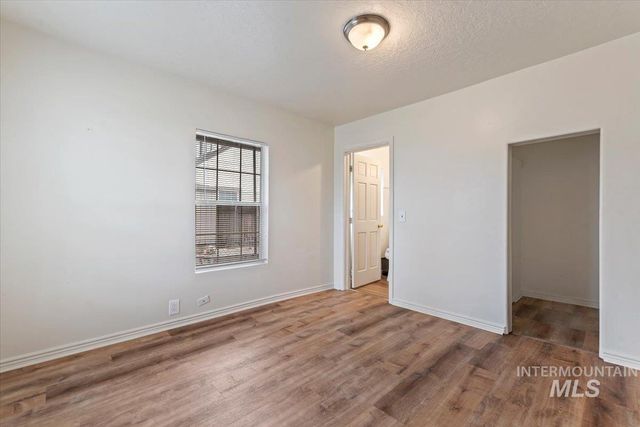 103 N Dewey Ave, Middleton, ID 83644