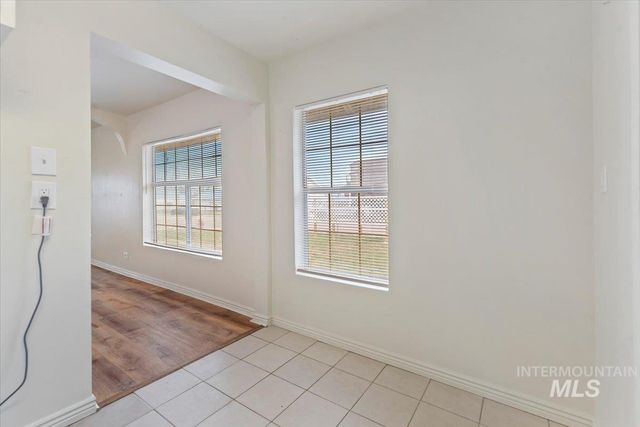 103 N Dewey Ave, Middleton, ID 83644