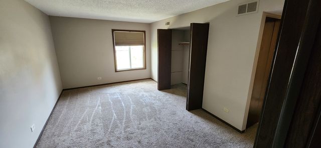 15804 86th Avenue 128, Orland Park, IL 60462