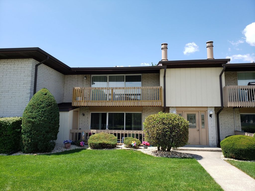 15804 86th Avenue 128, Orland Park, IL 60462