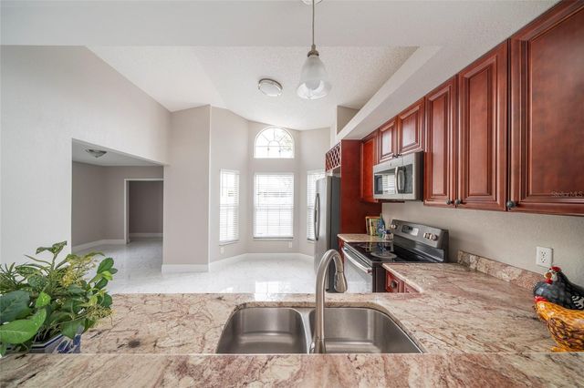 10201 VISTA COVE LANE, Orlando, FL 32825