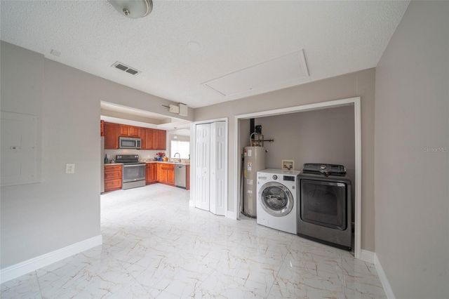 10201 VISTA COVE LANE, Orlando, FL 32825