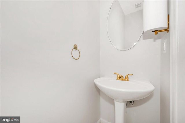 18921 FOUNTAIN HILLS DR, Germantown, MD 20874