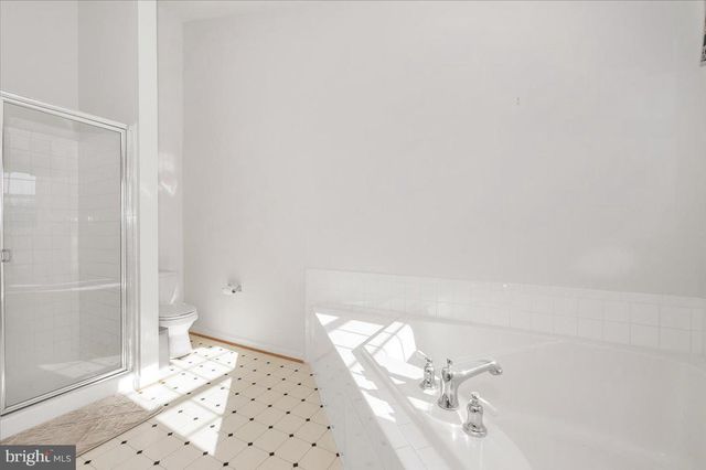 18921 FOUNTAIN HILLS DR, Germantown, MD 20874