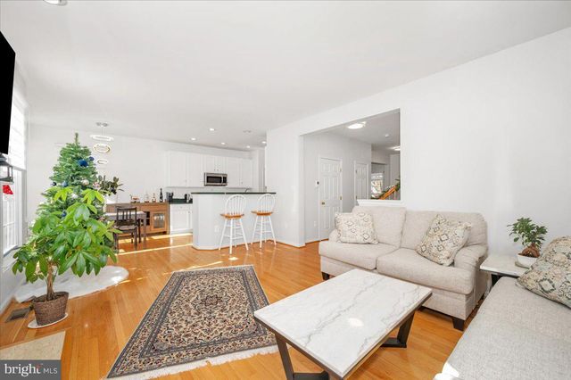 18921 FOUNTAIN HILLS DR, Germantown, MD 20874