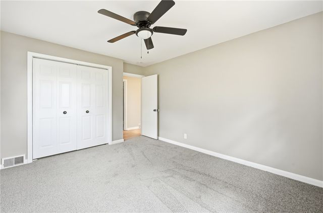 2894 Shadylane Dr, Neshannock Twp, PA 16105