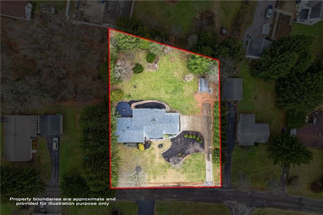 2894 Shadylane Dr, Neshannock Twp, PA 16105