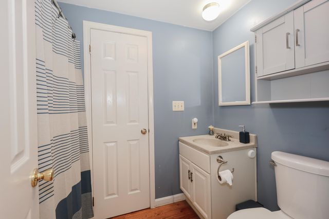 6 Concord Avenue, Derry, NH 03038
