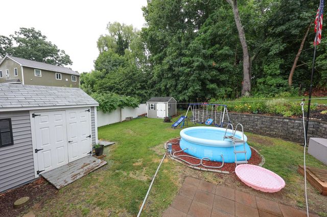 6 Concord Avenue, Derry, NH 03038