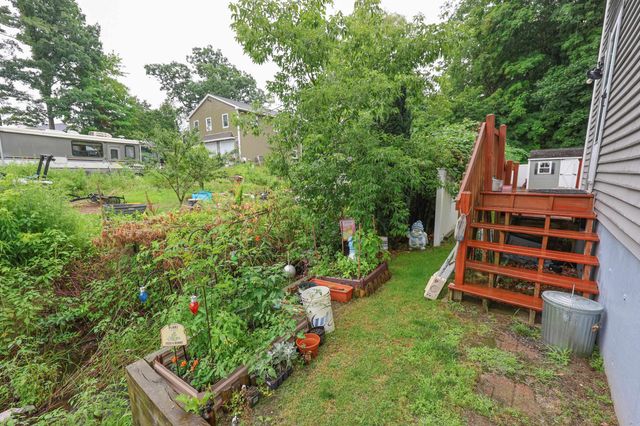 6 Concord Avenue, Derry, NH 03038