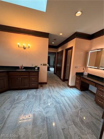 7629 Bucknell Circle NW, North Canton, OH 44720