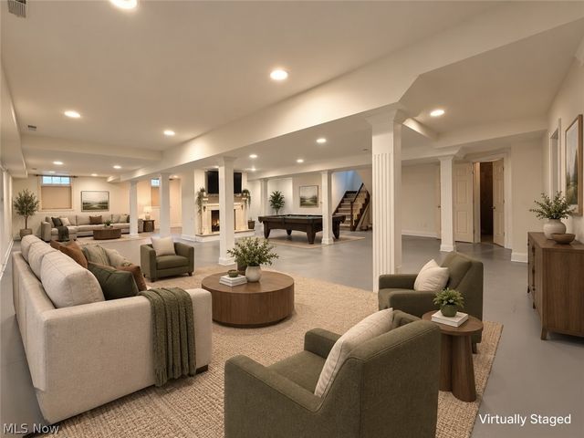 7629 Bucknell Circle NW, North Canton, OH 44720