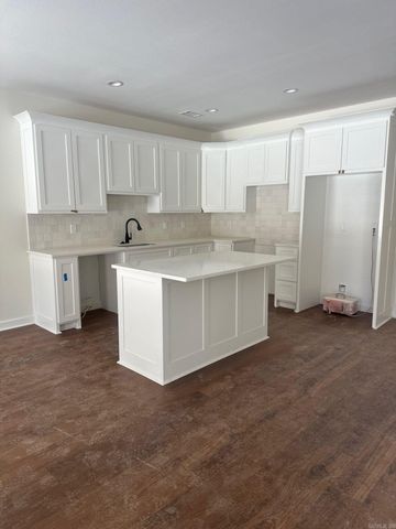 1122 Grand Teton, Benton, AR 72019