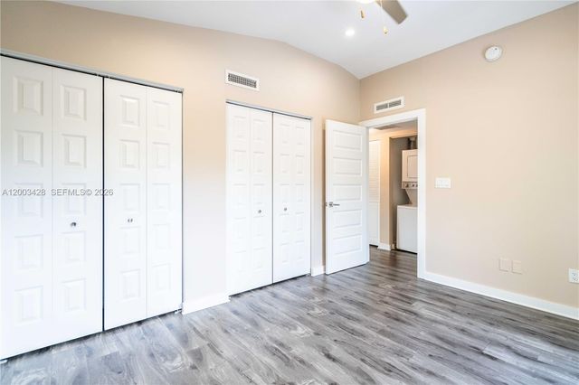 2412 NE 26th St 7, Fort Lauderdale, FL 33305