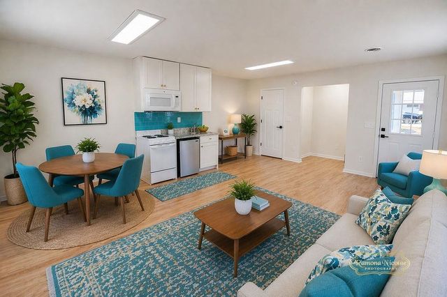 1769 Crooked Pine Dr., Surfside Beach, SC 29575