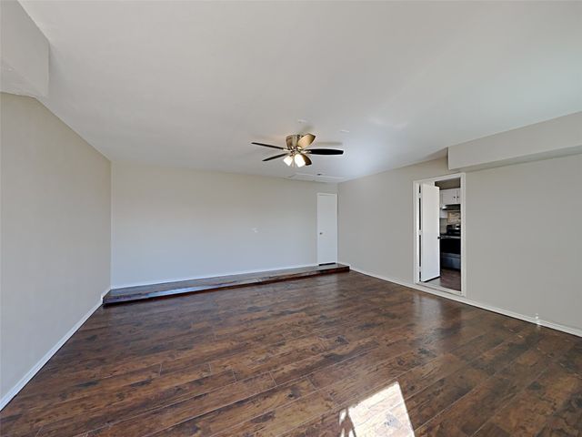 833 Weaver Street, Cedar Hill, TX 75104
