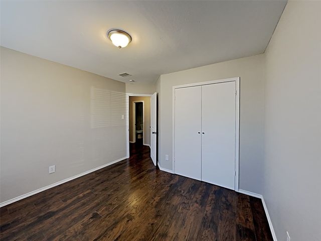 833 Weaver Street, Cedar Hill, TX 75104