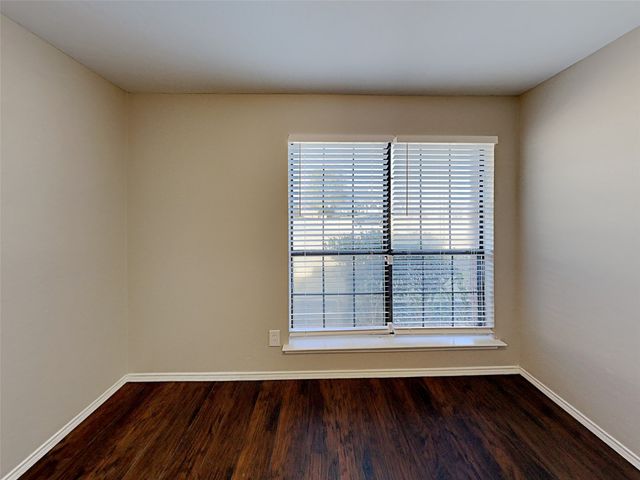 833 Weaver Street, Cedar Hill, TX 75104