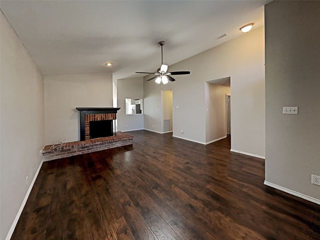 833 Weaver Street, Cedar Hill, TX 75104