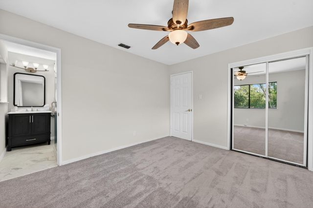 4516 Oxbow Dr, Sacramento, CA 95864