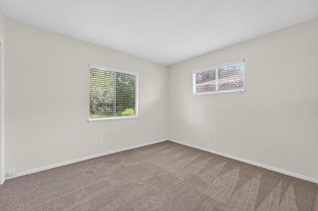 4516 Oxbow Dr, Sacramento, CA 95864