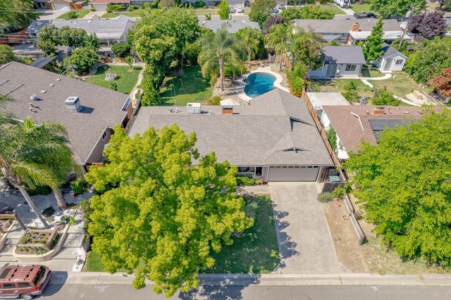 4516 Oxbow Dr, Sacramento, CA 95864