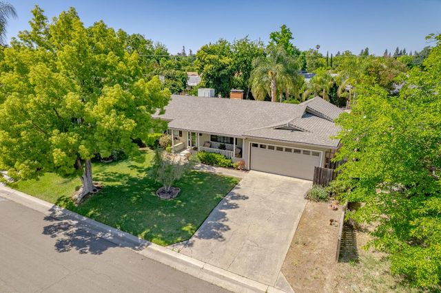 4516 Oxbow Dr, Sacramento, CA 95864