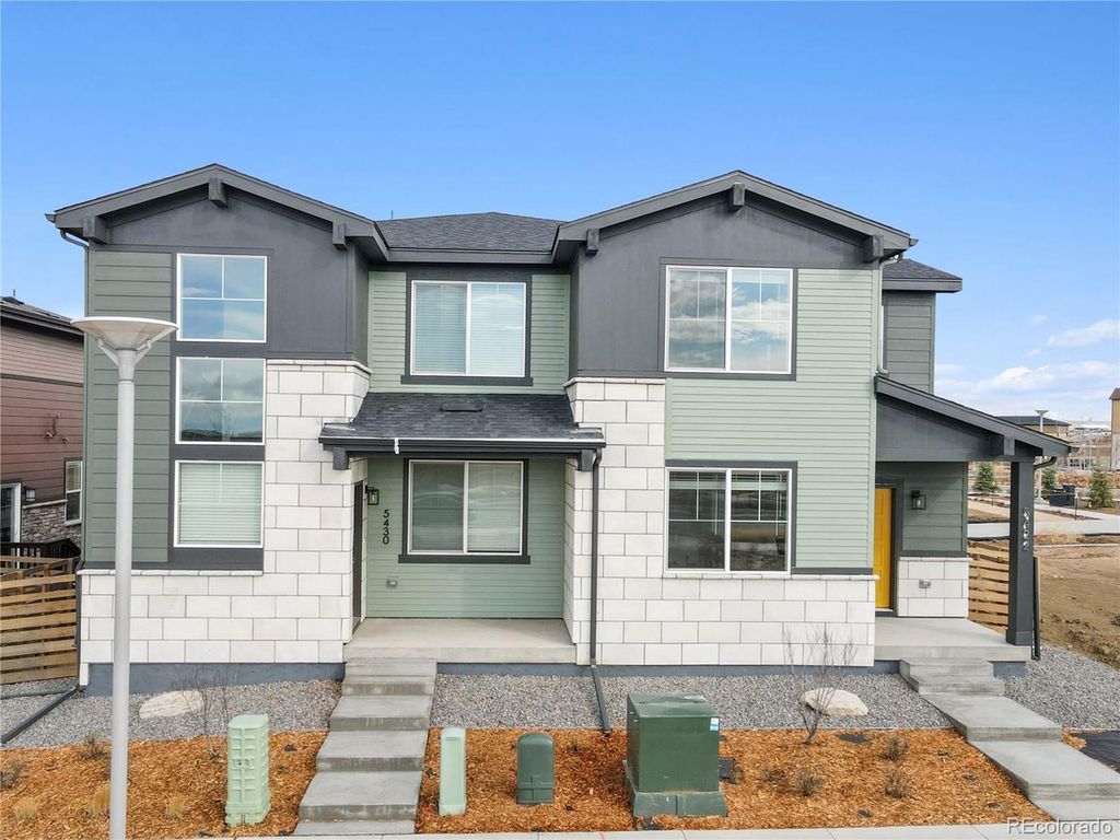 5422 N Denali Boulevard, Aurora, CO 80019