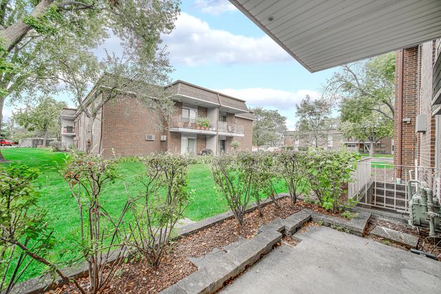 1133 Miller Lane 106, Buffalo Grove, IL 60089