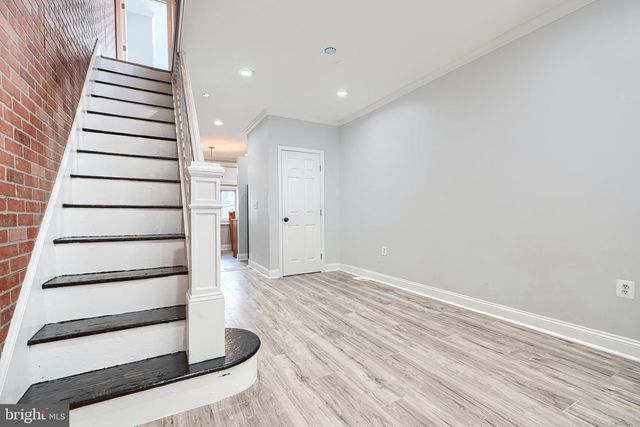 529 N CURLEY ST, Baltimore, MD 21205