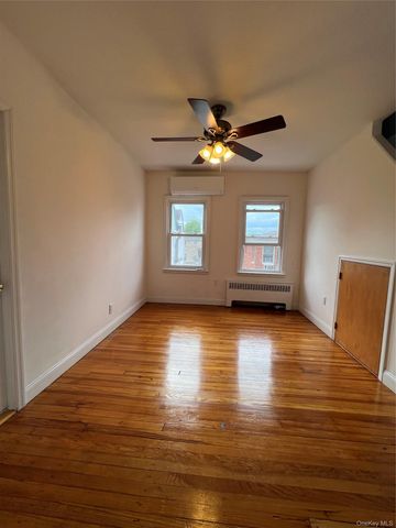 150-11 17th Avenue, Whitestone, NY 11357