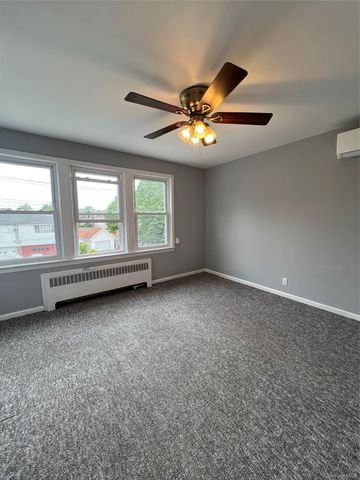 150-11 17th Avenue, Whitestone, NY 11357