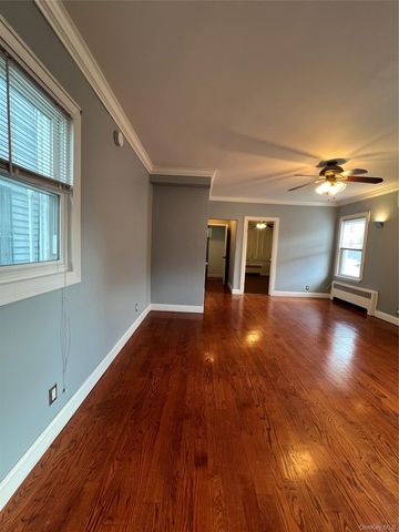 150-11 17th Avenue, Whitestone, NY 11357