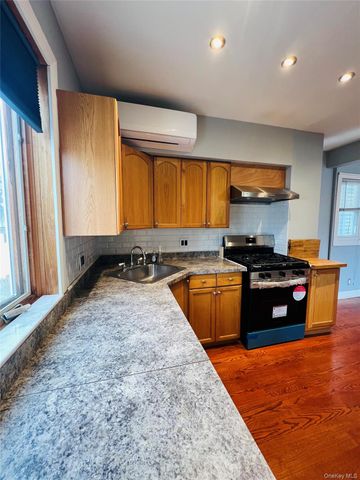 150-11 17th Avenue, Whitestone, NY 11357
