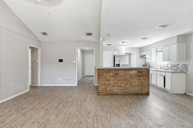 6719 Indian Falls Drive, Missouri City, TX 77489