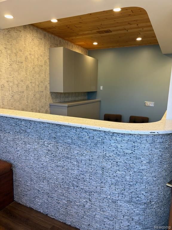 5589 E M-36, Pinckney, MI 48169