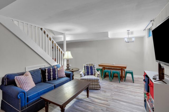 705 WESTRIDGE DR, Columbia, MO 65203