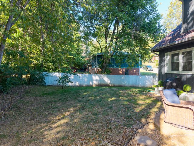 705 WESTRIDGE DR, Columbia, MO 65203