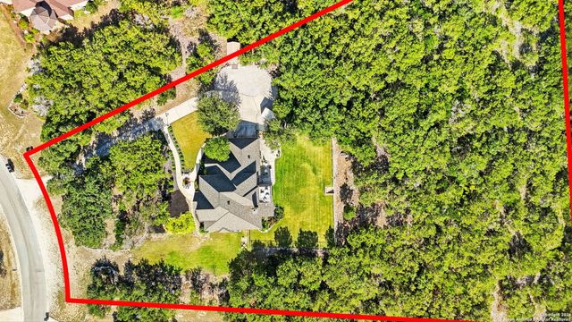 426 County Road 2801 W, Mico, TX 78056