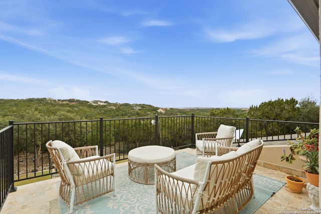 426 County Road 2801 W, Mico, TX 78056