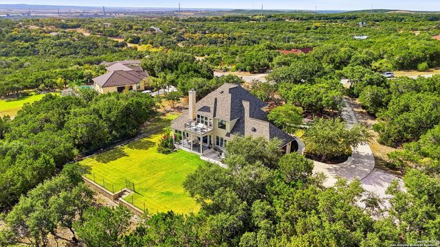 426 County Road 2801 W, Mico, TX 78056