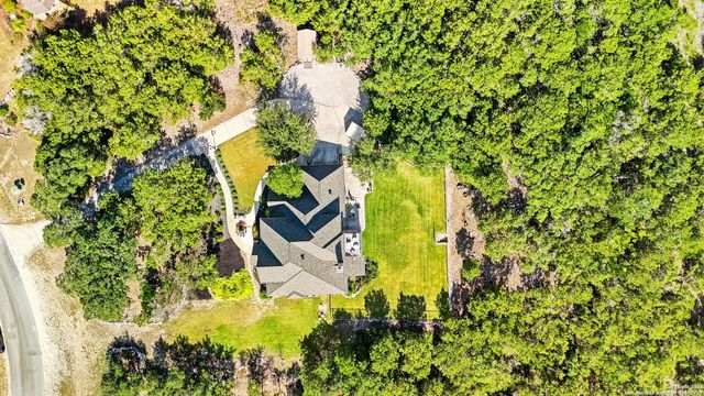 426 County Road 2801 W, Mico, TX 78056