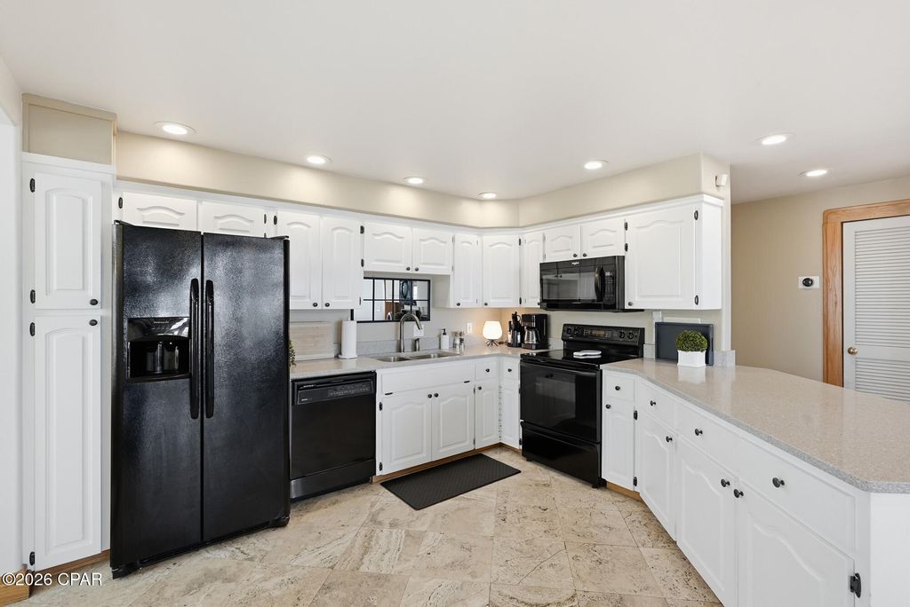 Image 17 of property listing at 16325 Front Beach Road, Panama City Beach, FL 32413