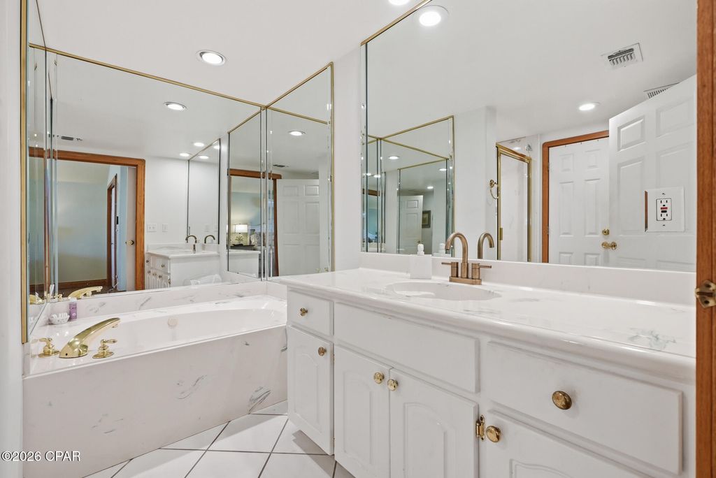 Image 24 of property listing at 16325 Front Beach Road, Panama City Beach, FL 32413