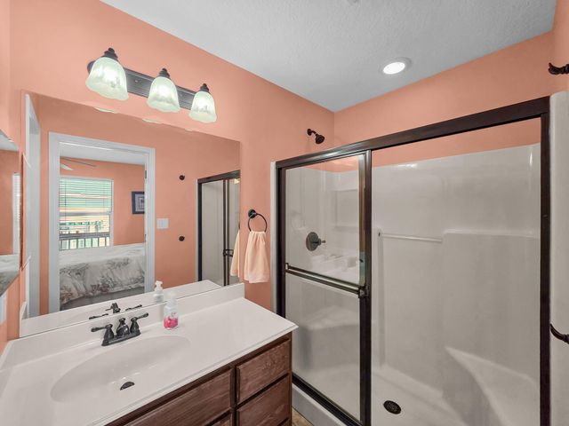 931 S Gateway, Crystal Beach, TX 77650