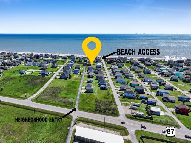 931 S Gateway, Crystal Beach, TX 77650