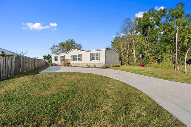 2603 SE 34th Lane, Okeechobee, FL 34974